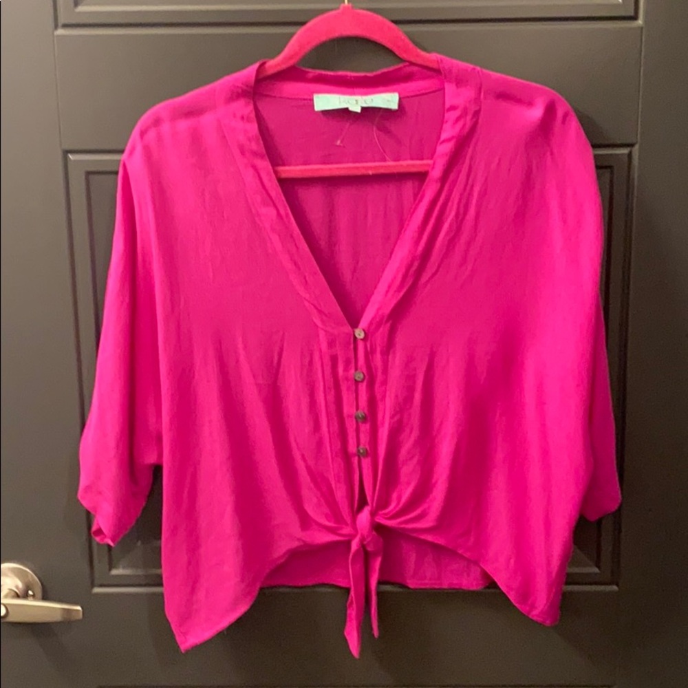KARLIE AVIGNON KNOT TIE TOP- FUSCHIA